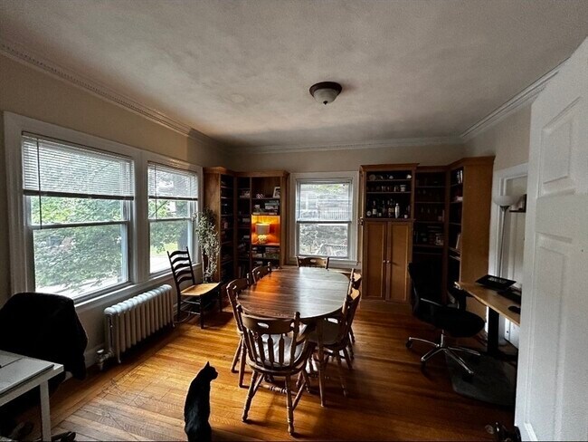 52 Lanark Rd Unit 1