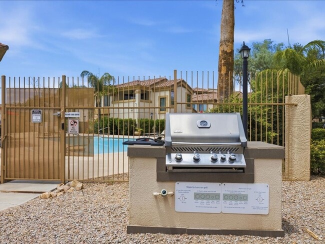 Photo - 2550 E River Rd