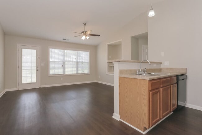 Photo - 22 Belgrant Ct