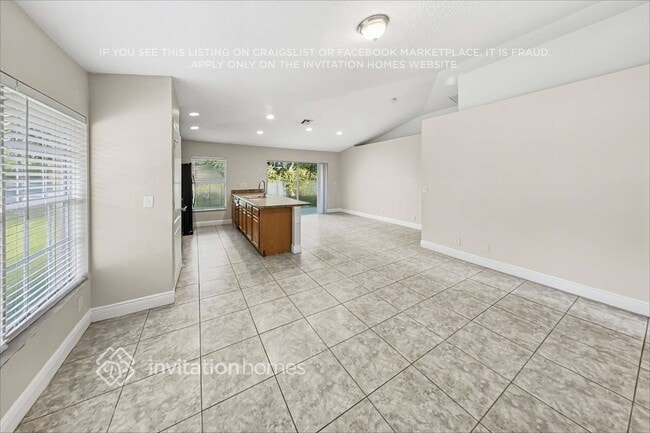 2611 Alexander Ave