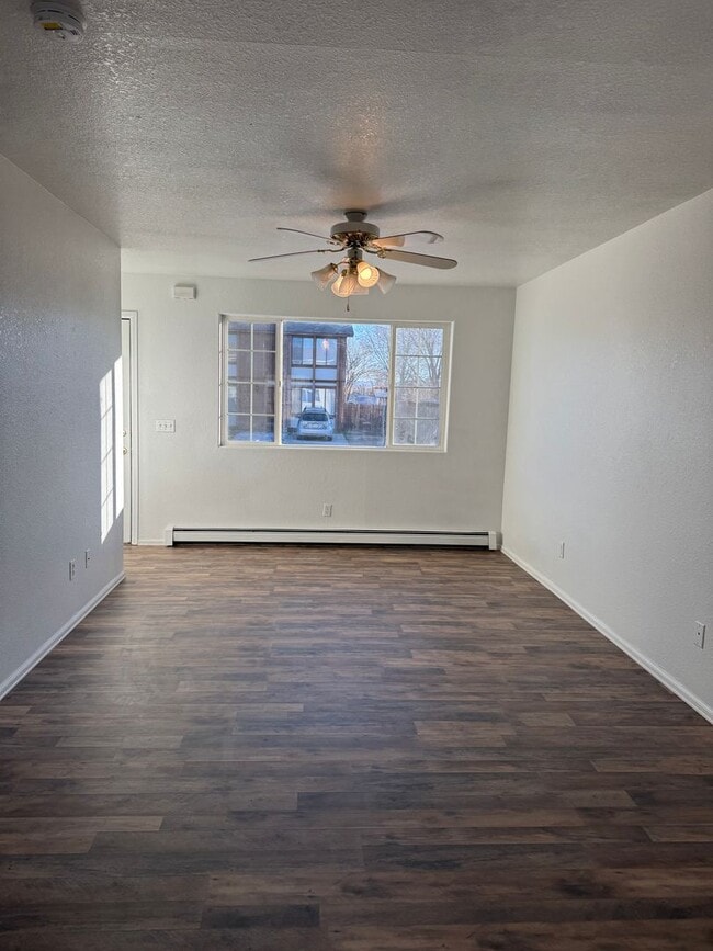 Photo - 481 1/2 Tracy Dr Unidad #1