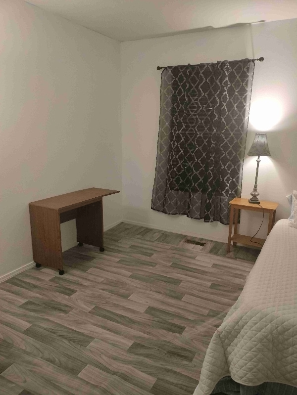 Photo - 448 Shorewood Dr NW