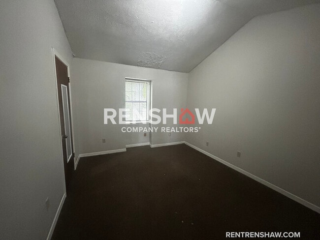 Building Photo - 268 Greenfield Dr Unit Apt A