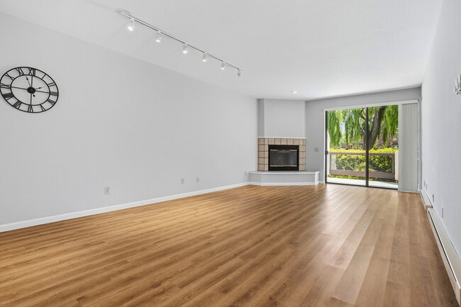 Photo - 108 Shorebird Cir