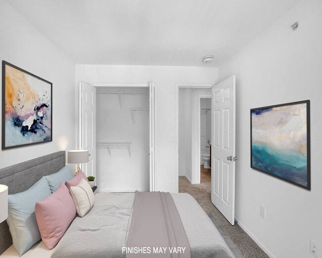 Dormitorio modelo con diseño de tulipán - LakePointe Apartments