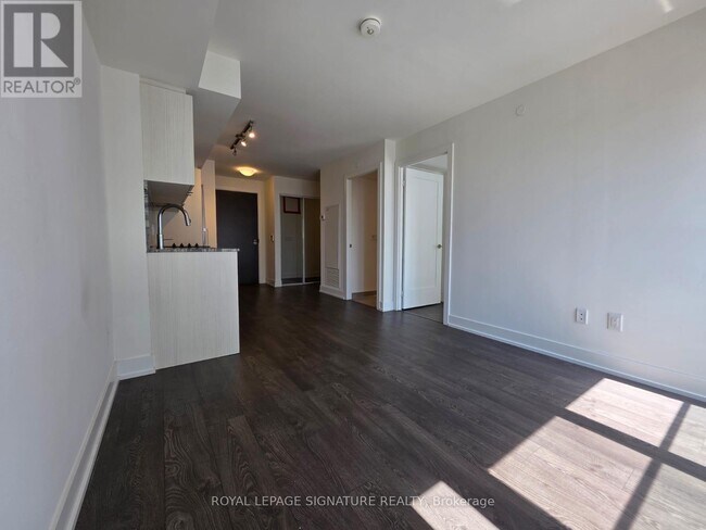 Photo - 5 Mabelle Ave Unit 2332