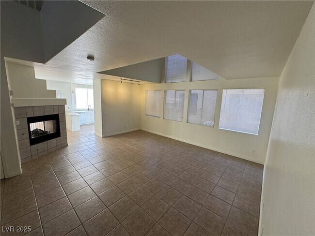 Photo - 2721 Pan Pacific Rd