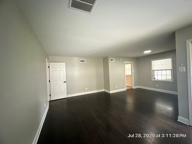 5259 Sequoia Rd