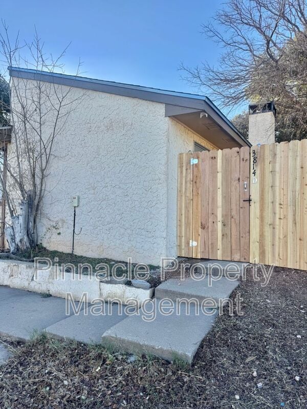 Building Photo - 3814 Wild Rye Trail Unit D