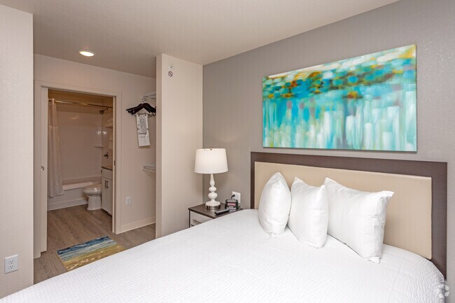 2BR, 2BA - Model