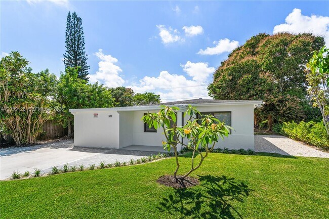 Photo - 328 SW 11th Ave