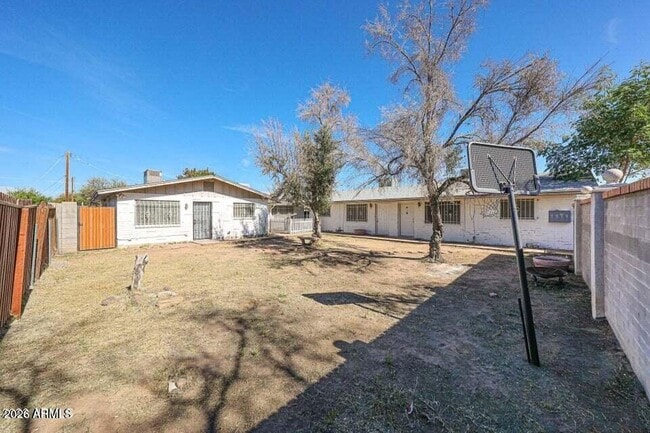 2226 W Heatherbrae Dr Unit 2