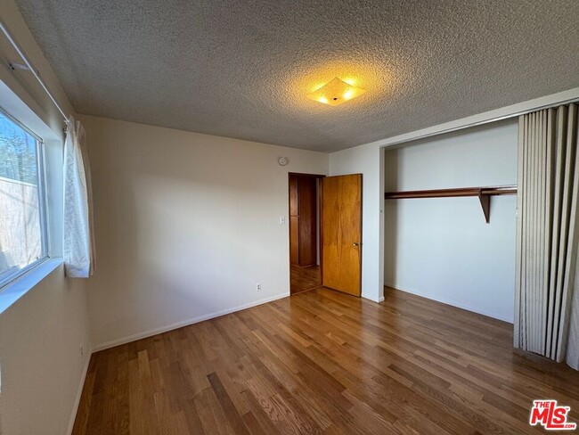 Photo - 4168 Brunswick Ave Unit B
