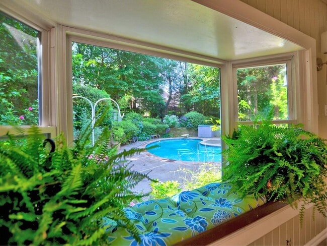 Photo - 4512 Woodlawn Lake Dr