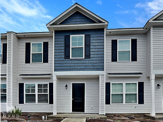 8 Cardinal Ct