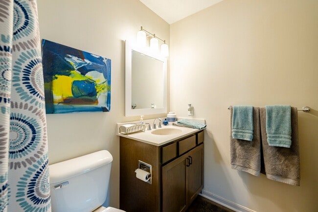 Photo - Carriage Square