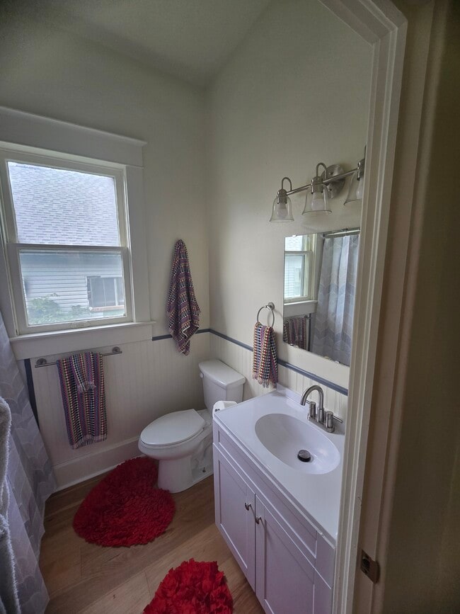 Photo - 1717 S Moffet Ave