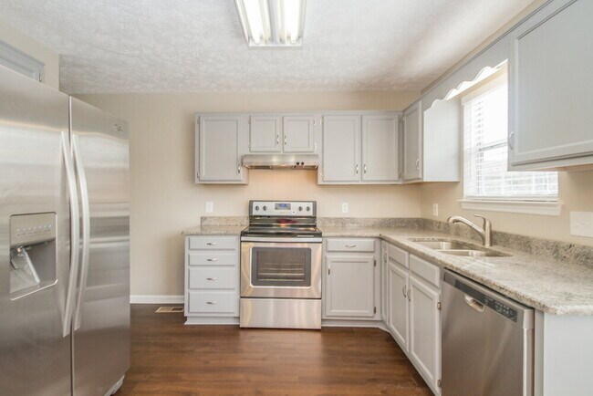 Photo - 6005 Bradford Hills Dr
