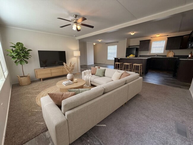 Building Photo - 11977 Springbrook Ct