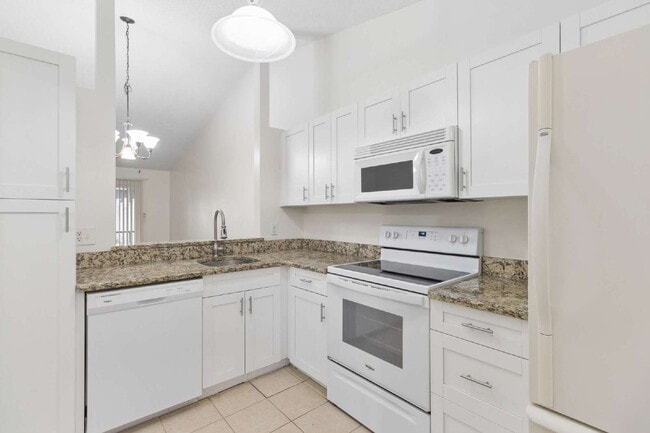 Photo - This 3/2 Beautiful Villa-Style Condo on Desirable Coverplace Community of Palm Harbor!