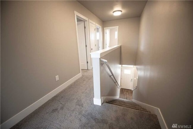 Photo - 1896 Front St Unit B