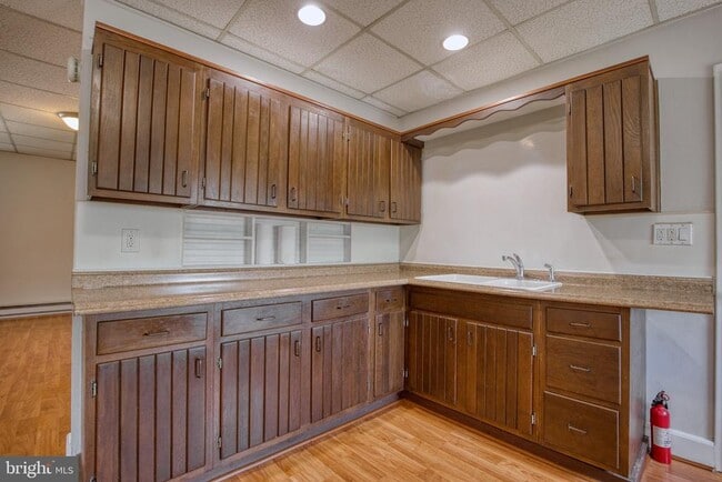 Photo - 25 W 5th Ave Unit 2