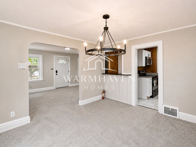 1318 Arnold Ave