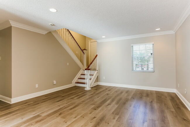 Photo - 848 NW 98th Ave
