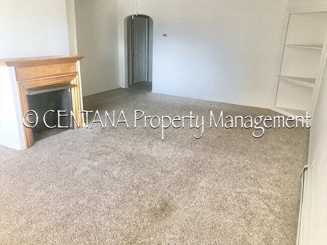 115 E Broadway St Unit 115 B