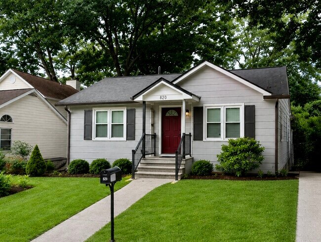 820 Berkeley Ave NW Unidad B