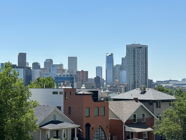 Building Photo - 2955 Vallejo St Unit 2955 Vallejo St. #36