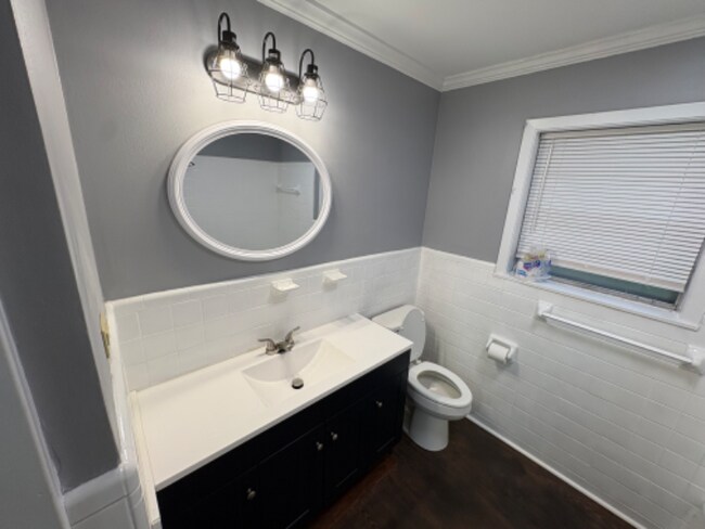 Photo - 122 Thomas Dr