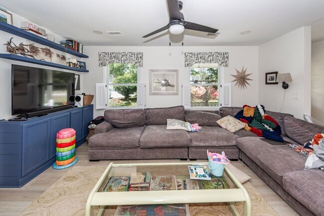 Photo - 4 Bedroom, 3 Bathroom Home in Magnolia Ranch - West Ashley