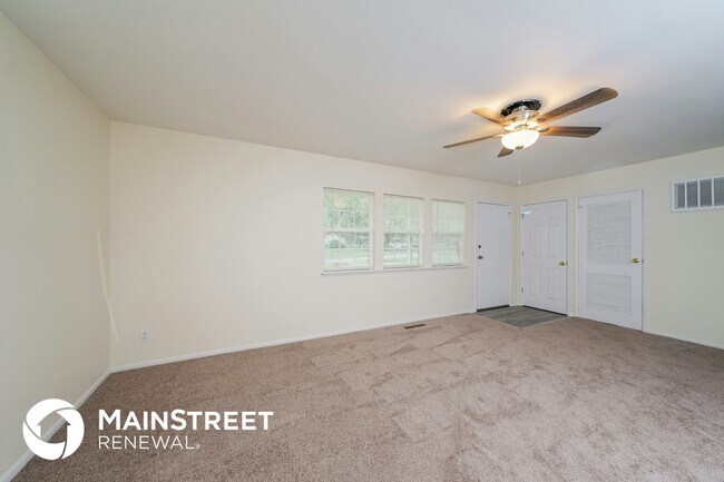 Photo - 6001 Reigh Count Dr