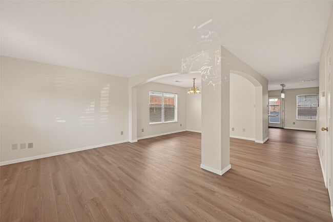 Photo - 15910 Clayton Bend Dr