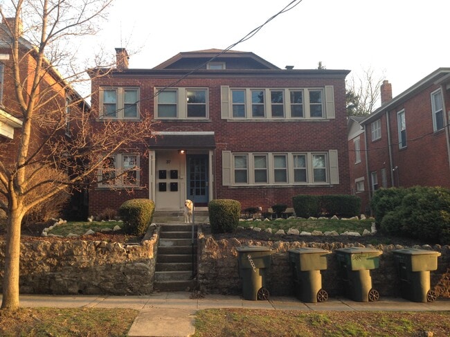 Front of 4-plex - 37 W Tompkins St Unit B