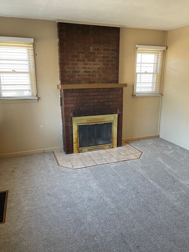 Photo - 1401 Yuma St