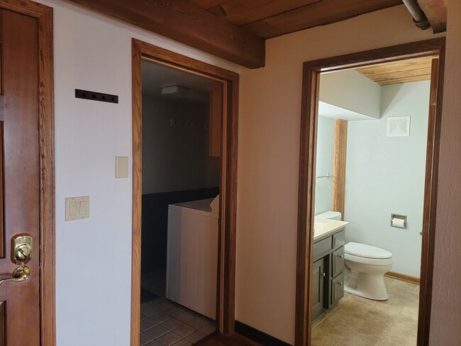 Photo - 1545 Arboretum Dr Unit 313