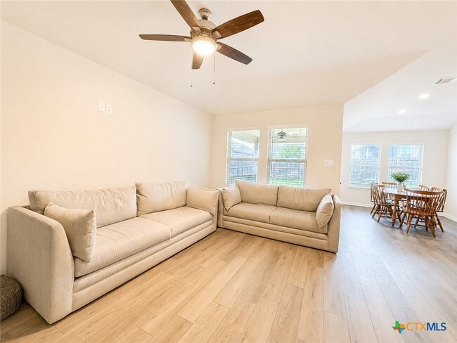 Photo - 3040 Pike Dr