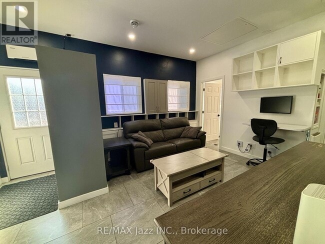 Photo - 751 Phillip Murray Ave