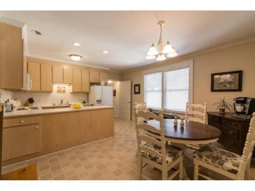 Building Photo - 1304 Northview Ave NE Unit Top Floor Rental