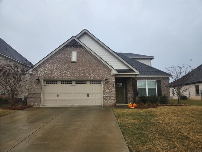 Photo - 105 Herman Dr