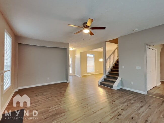 Photo - 2587 Riverwood Spring