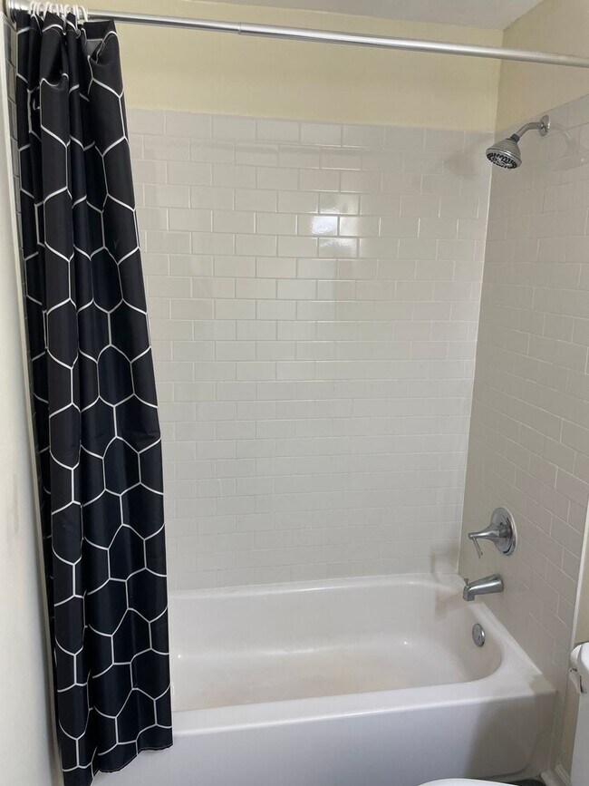 Photo - 4607-09 Cedar Ave.