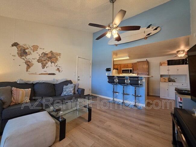 Building Photo - 623 W Guadalupe Rd Unit #270
