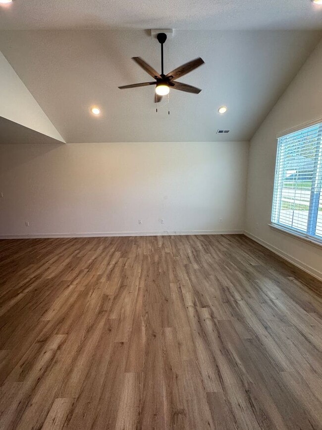 Photo - 3 bedroom 2 bath house