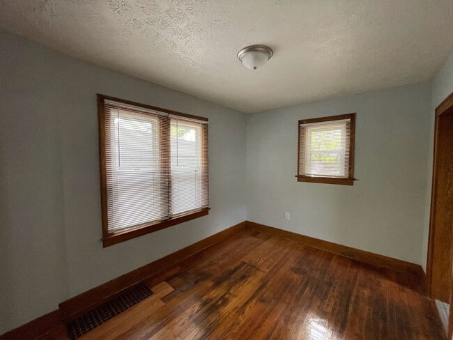 Photo - Two bedroom one bathroom home for rent