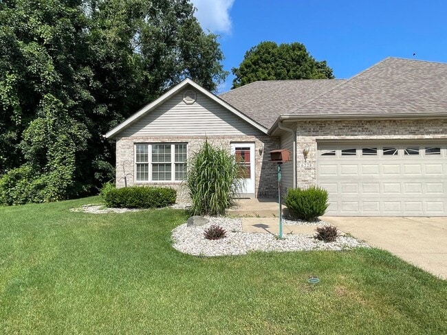 Building Photo - Two Bedroom Condo in Kalamazoo