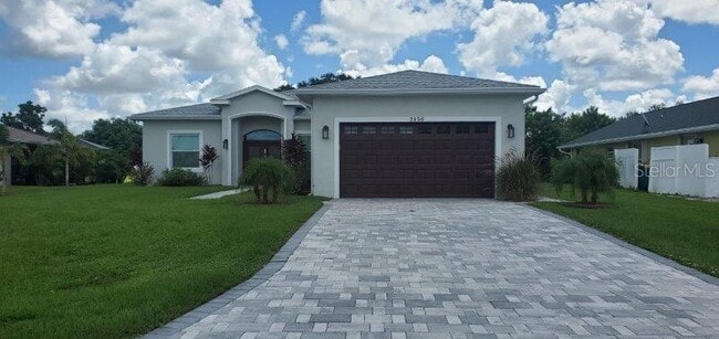 Photo - 2130 Peterborough Rd House