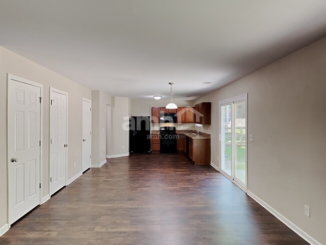 Photo - 63 Moonrise Xing